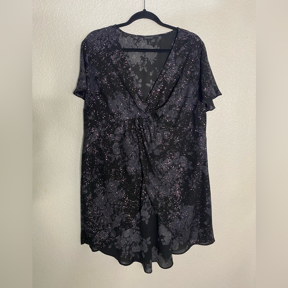 Torrid Black & Pink Tunic Top Size 1